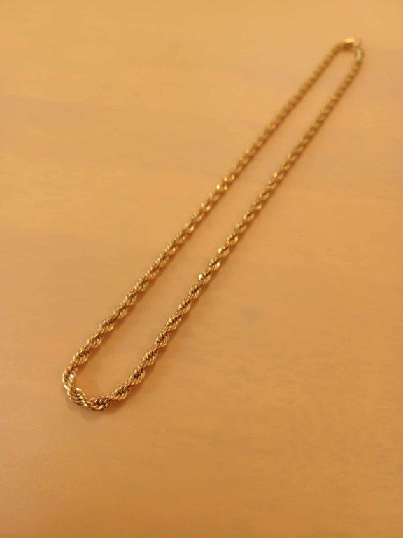 MN1035 bold gold colour rope chain